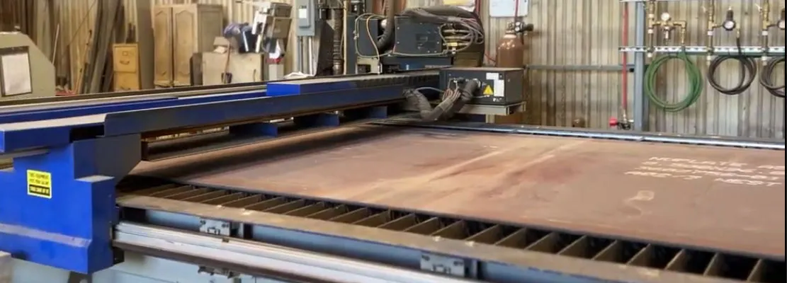 Home 15 Fabrication machine for custom water tanks