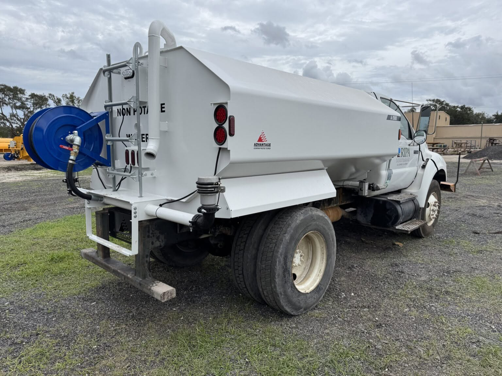 How to Standardize Water Truck Tanks Across Your Fleet 2 Water Truck Fleet Standardization